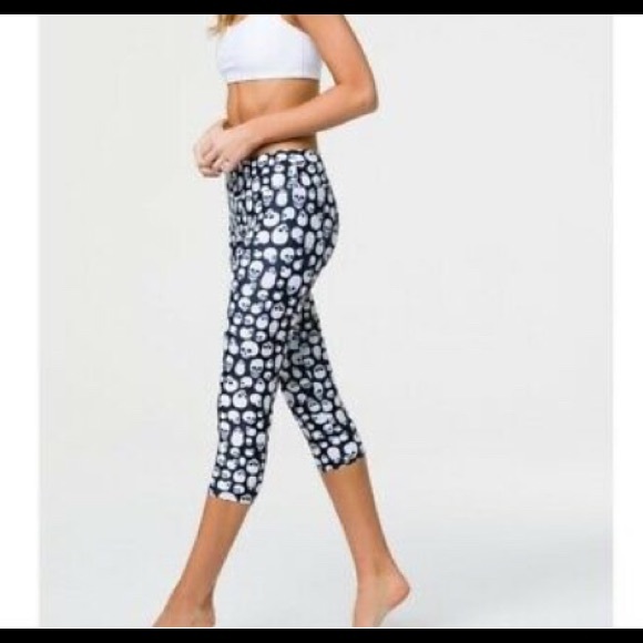 Onzie Pants - 🥰 Host Pick 🥰 Onzie skull leggings